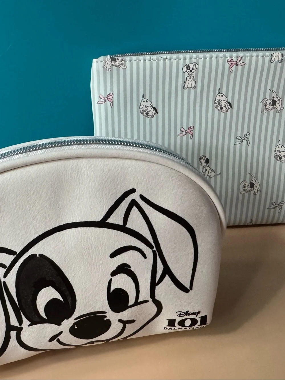 Disney 101 Dalmatians White Paw Print Dog Travel Pouch x 2 Cosmetic  bags